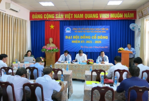 Ông Lê Văn Long - Kế toán trưởng Công ty báo cáo kết quả tài chính năm 2020 đã được kiểm toán; Thông qua tờ trình chế độ thù lao HĐQT và BKS năm 2021 và Tờ trình lựa chọn đơn vị kiểm toán báo cáo tài chính cho năm tài chính 2021.