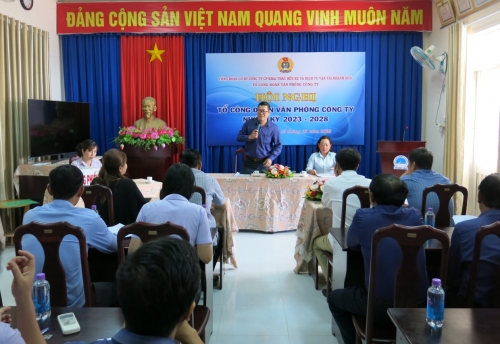 HỘI NGHỊ CÔNG ĐOÀN CẤP CS TRỰC THUỘC CÔNG ĐOÀN CS CÔNG TY CP KHAI THÁC BẾN XE VÀ DỊCH VỤ VẬN TẢI KHÁNH HOÀ.